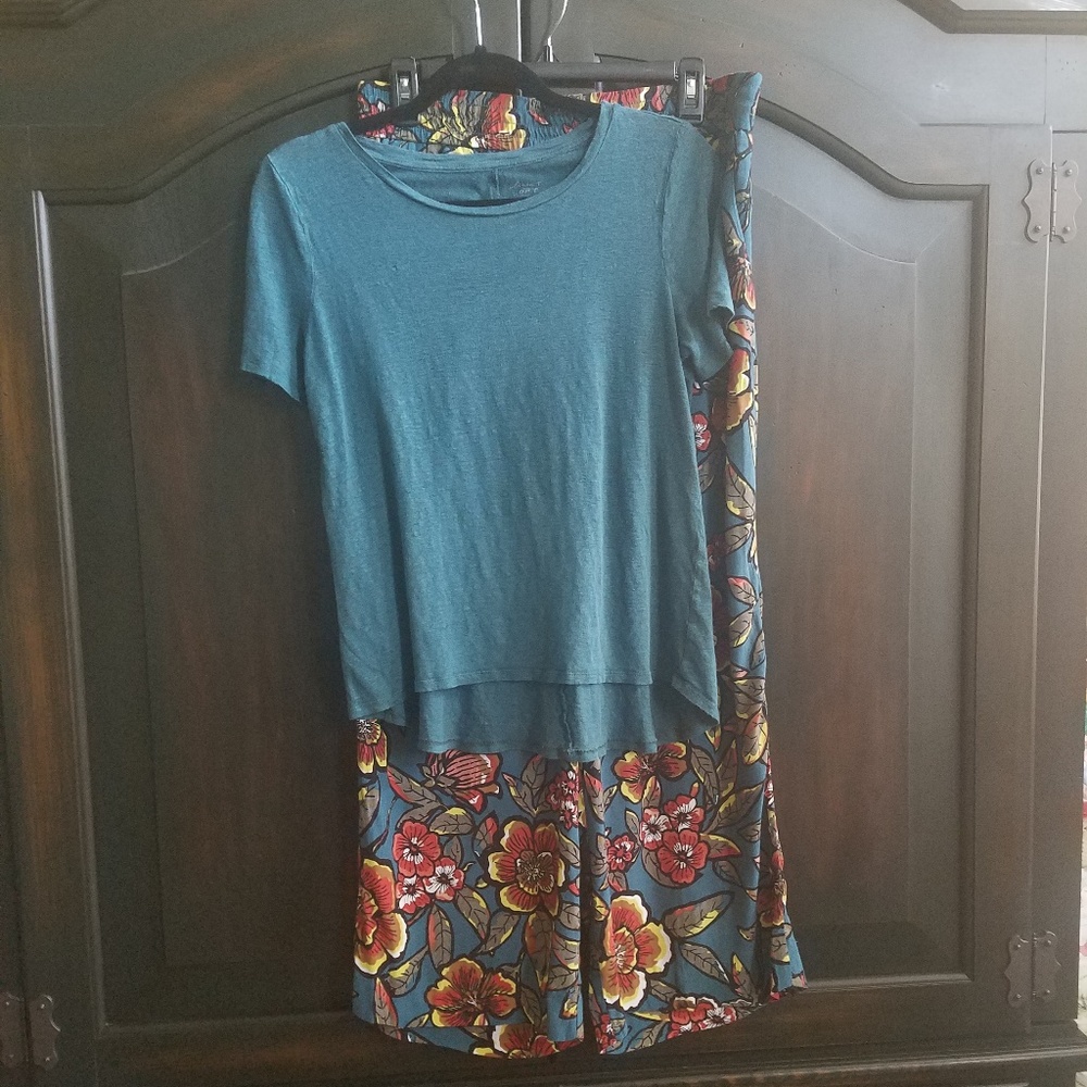 2 pc. Tee and Crop Pants